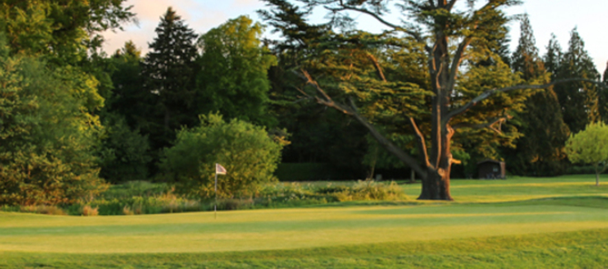 18 Holes For Two Including A Bacon Roll Tea Or Coffee - 